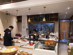 -沁屋面包店(人民东路店)