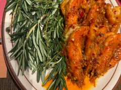 西班牙蒜香油爆虾-ZAFFERANO西班牙海鲜饭(上海首店)