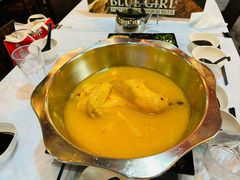 -鲜入围煮花胶鸡海鲜火锅