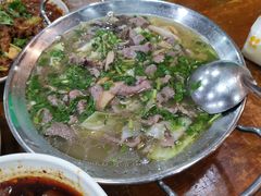 -杨三娘跷脚牛肉(羊子山西路店)