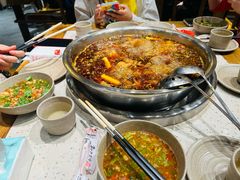 -肖肖酸萝卜鱼火锅(总店)