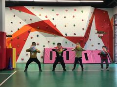 -悦动体能篮球羽毛球网球(三里河店)