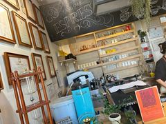 -唐咖精品咖啡(大理古城手冲店)