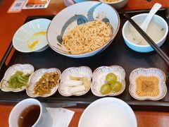 -寄畅興·百年蟹黄面·万国建筑群(外滩27号店)