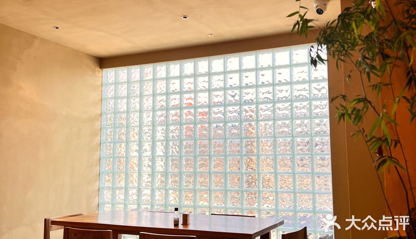 来珠海华发世纪一定要的吃蟹黄面