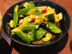 拍黄瓜-一棠龙虾•王牌虾球(光谷天地店)
