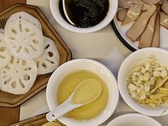 -颜氏双江清水鱼一养身火锅(磁器口店)