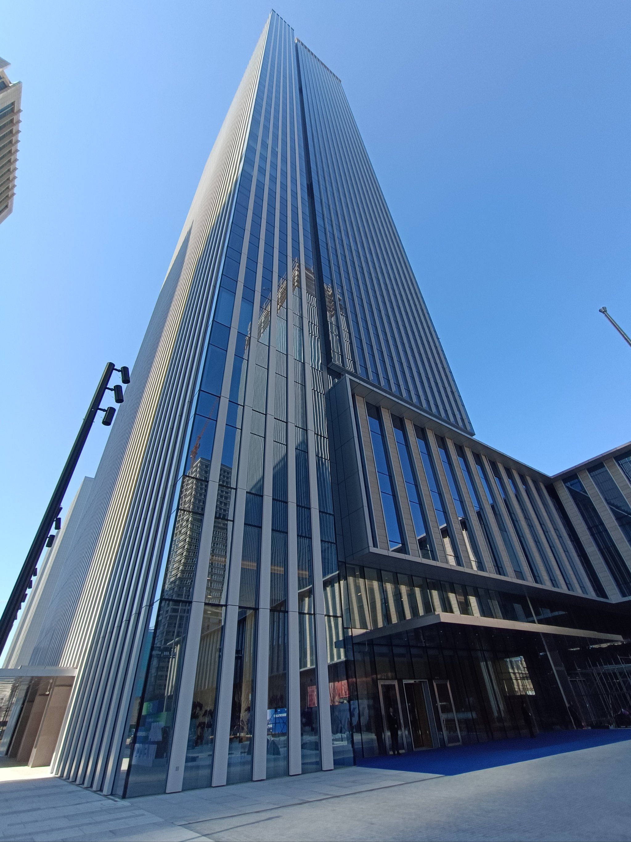 大连交易广场开业 欧力士中国总部入驻