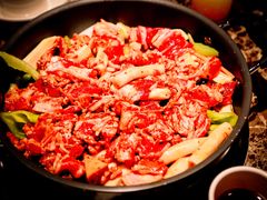 五花肉锅-猪啊牛呀羊啊铜盘烤肉(正大广场店)