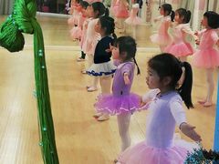 -雅米拉艺术中心(少儿舞蹈培训)