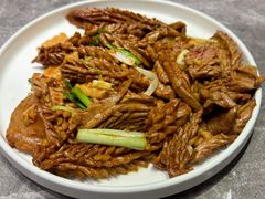 爆炒腰花-闫府私房菜·百年鲁菜(恒隆店)