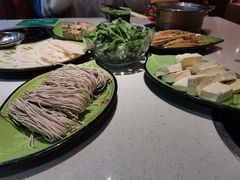 -一叶一世界·素食餐厅(锦华万达店)