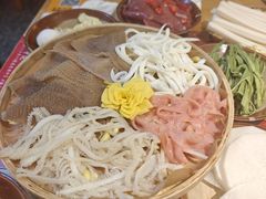 -赵美丽·重庆社区火锅·直营店(火车东站·中豪国际店)