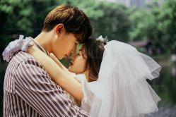 -黑马婚纱摄影