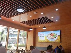 大堂-伊麦佳兰州牛肉面清真美食店