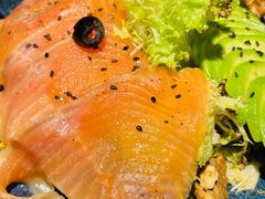 牛油果烟熏三文鱼沙拉-BE BRIGHT KITCHEN(正佳广场店)