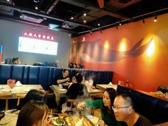 大堂-里岛烤鱼(东港凯虹广场店)