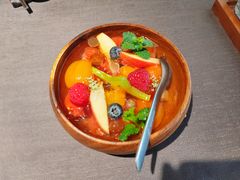 薄荷接骨木花渍当季水果-美美九席·湖景餐厅(李公堤店)