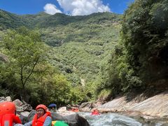 -雅鲁激流探险漂流