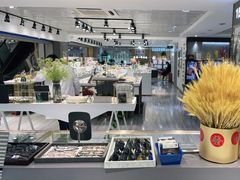 -宏宇眼镜蔡司依视路折扣店(兆佳眼镜城店)