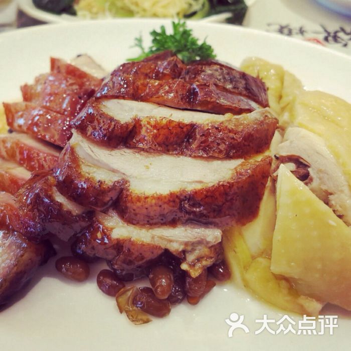 甘牌烧鹅双拼图片 - 第1张