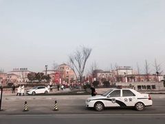 -王府井奥莱临潼小镇(临潼店)