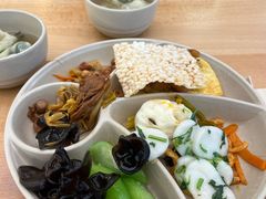 -素满香·全民食养自助(长宁龙之梦店)