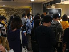 等位区-麦当劳(中山大道中店)