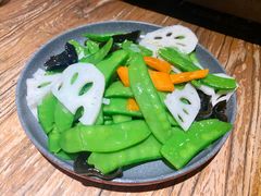 -平娃三宝烧烤·面食(南小街店)