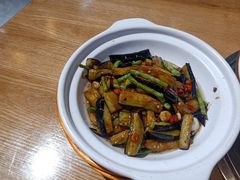 -熊猫家新派川菜(百里一·龙兴集店)