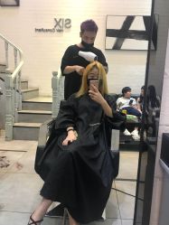 -SIX Hair Consultant