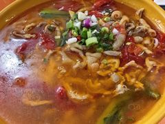 -乡村鸡杂米线(汉渝路店)