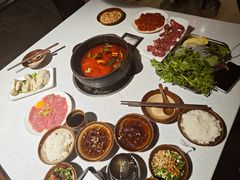 -贵府酸汤牛肉火锅·贵州老字号(飞山街店)