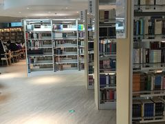 -广州市白云区图书馆