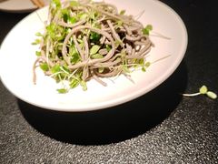 -辣尚瘾·烤鱼·新川菜(牡丹园直营店)