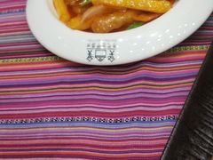 -香巴拉云南餐厅(华莱坞店)