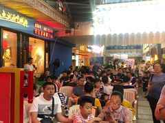 等位区-蜀大侠火锅(寰球文化地标·总府店)