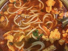 -柳州肥姨妈大骨螺蛳粉(曹路店)