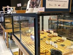 面包甜点陈列柜-熊叔熊婶面包房(团结湖店)