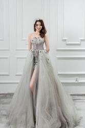 -伯瓷皇后婚纱艺术空间