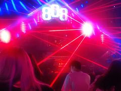 -808 LiveHouse
