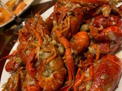 -荣誉国际酒店-云顶旋转餐厅