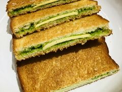 咖椰吐司-HELLO 27 意面·沙拉·帕尼尼