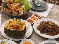菠萝海鲜炒饭-美奈小馆·越南料理(福田星河COCO Park店)