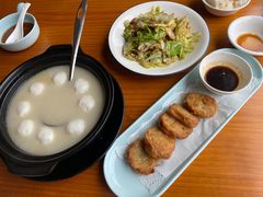 -莲餐厅·湖北菜·藕汤是头牌(愚园路店)