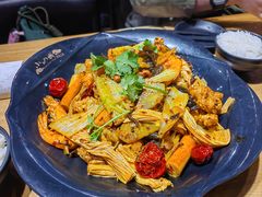 -小山城麻辣香锅(新邻生活广场店)