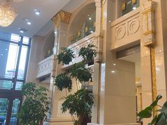 -碧中海汤泉汗蒸酒店