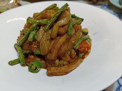 -卢大鲜鱼头捞饭(美利广场店)