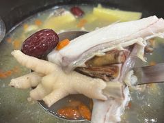 -濠轩阁特色生蚝火锅(水湾路店)