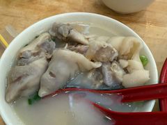 -雷祖芳老妈蹄花店